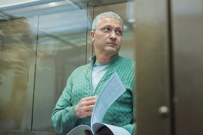 Бывшего замминистра обороны Тимура Иванова обвинили в получении дополнительной взятки на 152 миллиона рублей