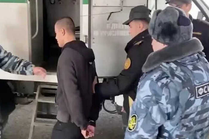 Главарь «Жизни бродяги» получил 5 лет: суд вынес приговор банде подростков