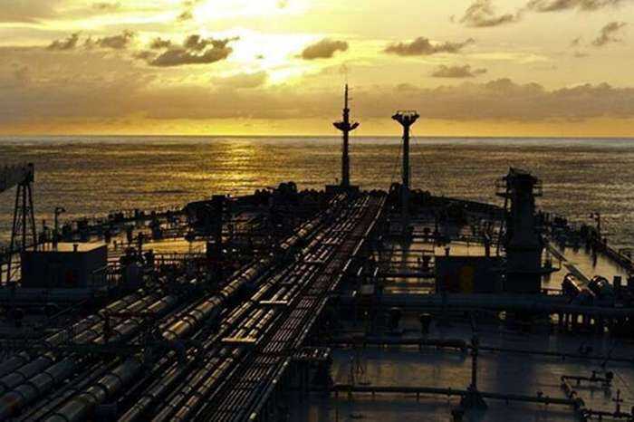 Россия сократила морские поставки нефти до самого низкого уровня за два месяца