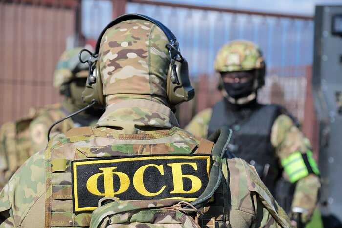 В Челябинске сотрудники ФСБ задержали банковских топов за взятку при одобрении крупного кредита