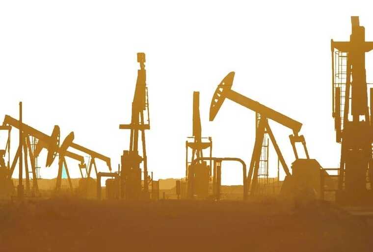 Новые санкции ЕС угрожают планам Роснефти продать долю в индийском НПЗ
