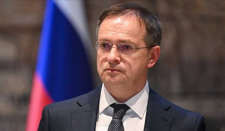 Мединский подвёл итоги переговоров в Стамбуле по перемирию, обменам и рабочим группам