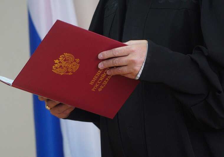Начальник службы ВМФ Олег Лопатиев приговорён к 9 годам за взятки от оборонных подрядчиков