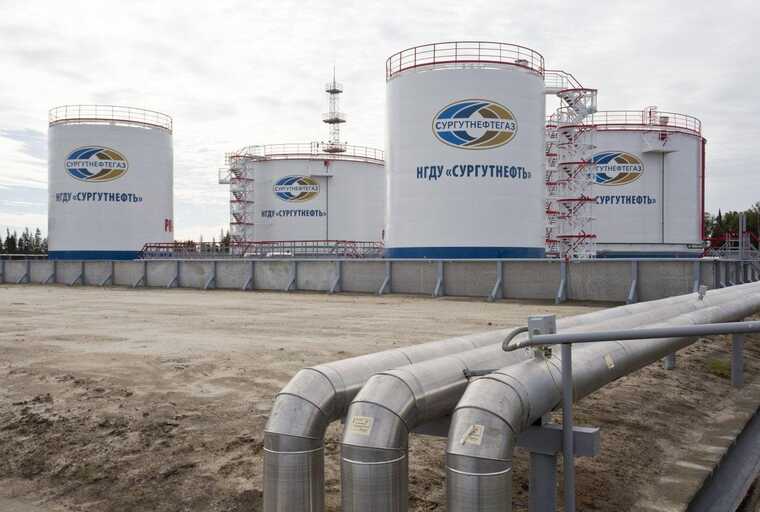 Массовый исход кадров: Кризис в «Сургутнефтегазе» усиливает напряжение среди работников «Талаканнефти»