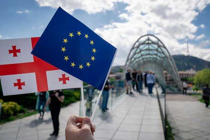 Евросоюз может лишить Грузию безвиза из-за разгона протестов и отката от демократии